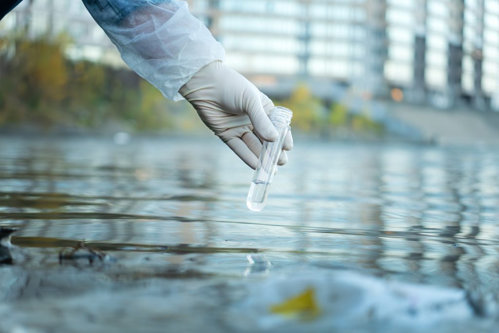 Scandale des eaux contaminée, Nestlé Waters